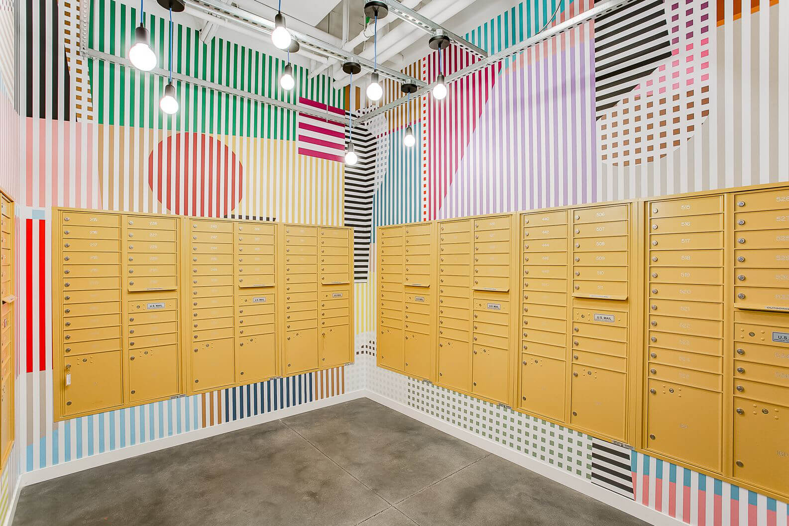 the midline apartments mailroom